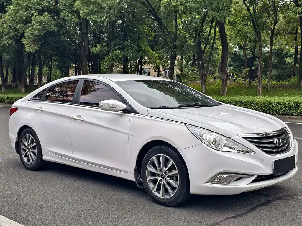 Hyundai Sonata — миниатюра 3