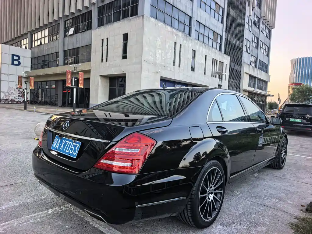 Mercedes-Benz S-Class — миниатюра 9