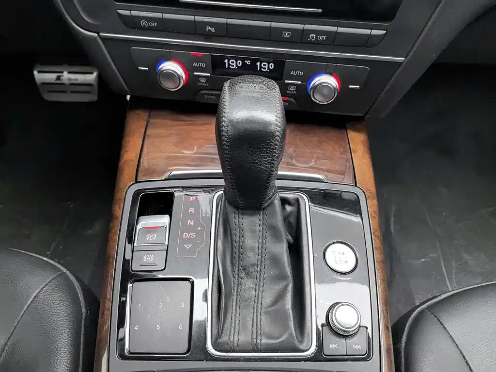 Audi A6L — миниатюра 13
