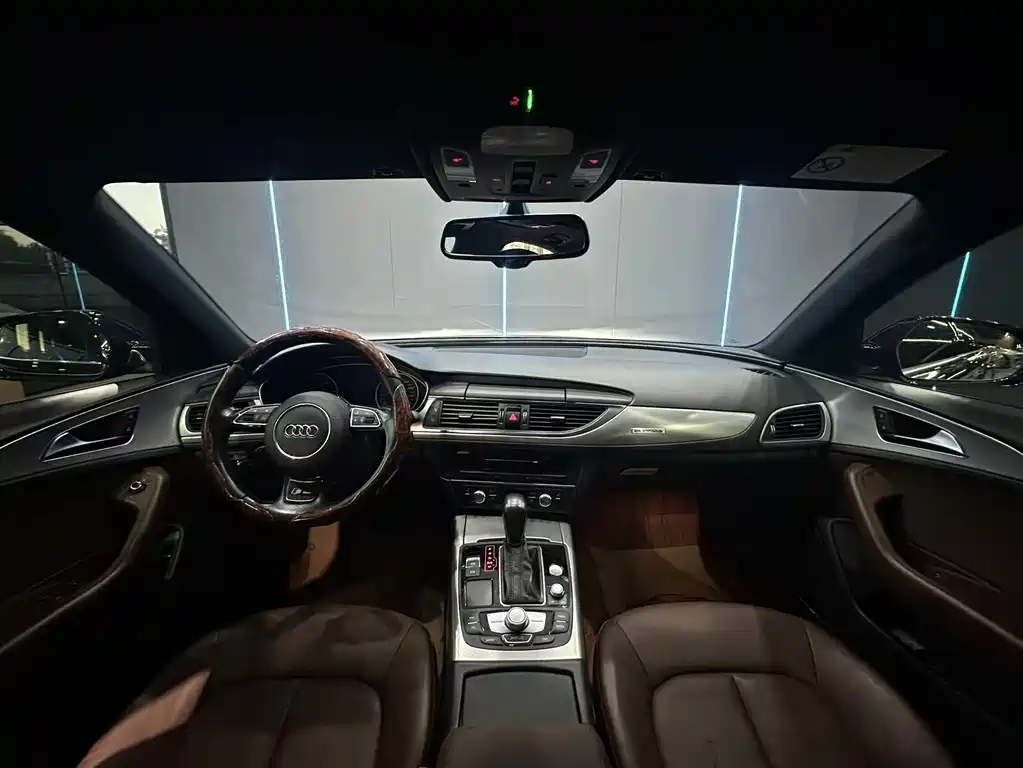 Audi A6L — миниатюра 9