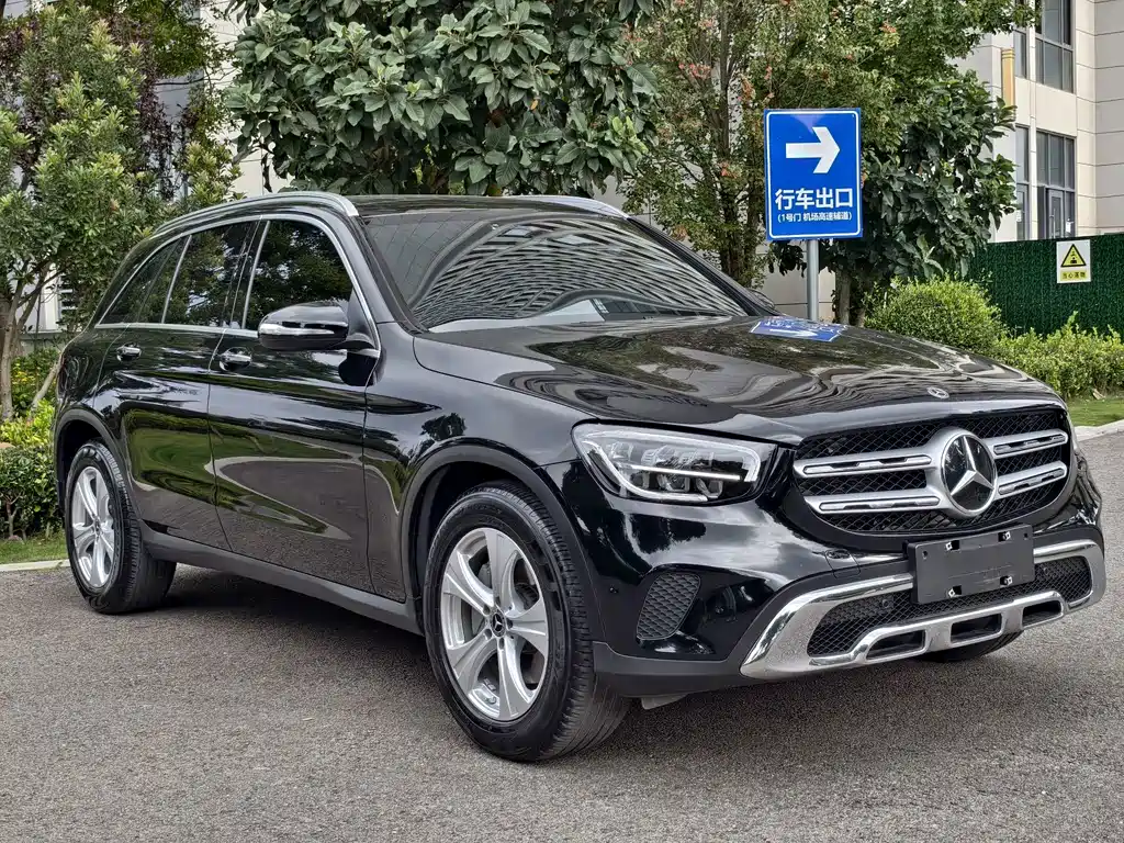 Mercedes-Benz GLC — миниатюра 3