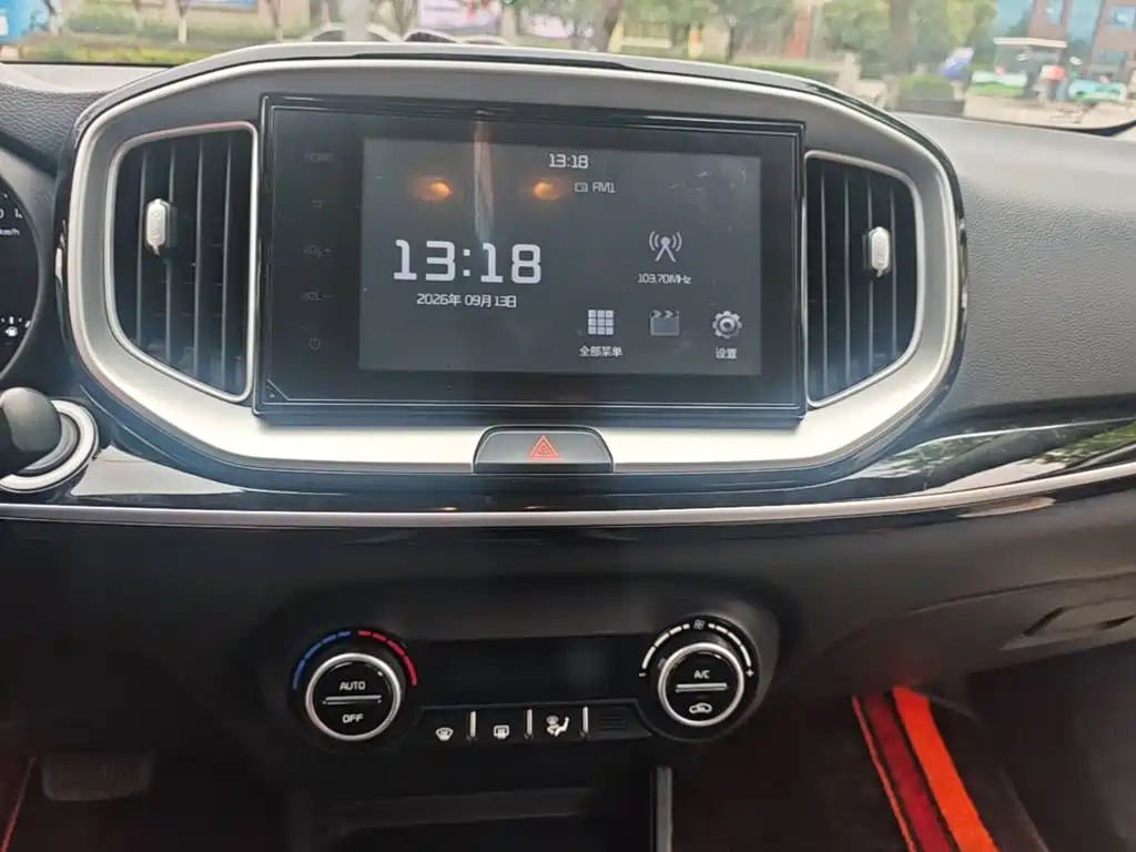 Kia KX1 — миниатюра 13