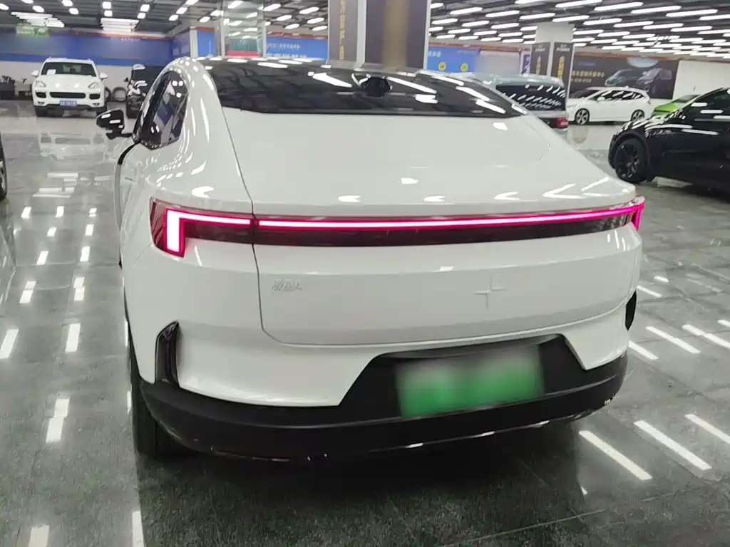 Polestar Polestar 4 — миниатюра 6
