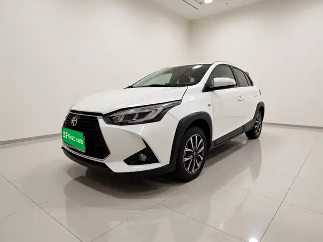 Toyota Yaris L