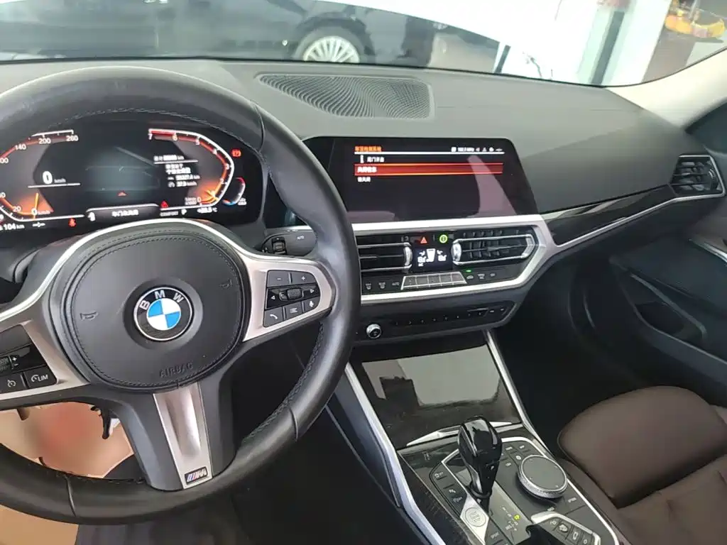 BMW 3 Series — миниатюра 10
