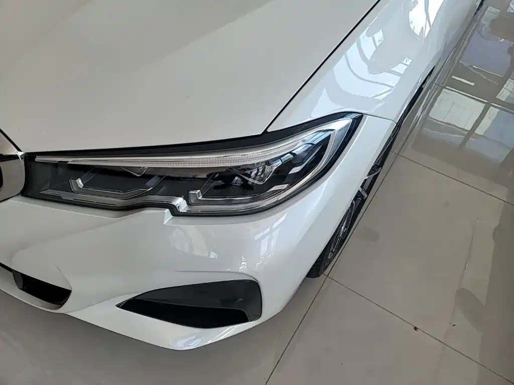 BMW 3 Series — миниатюра 24
