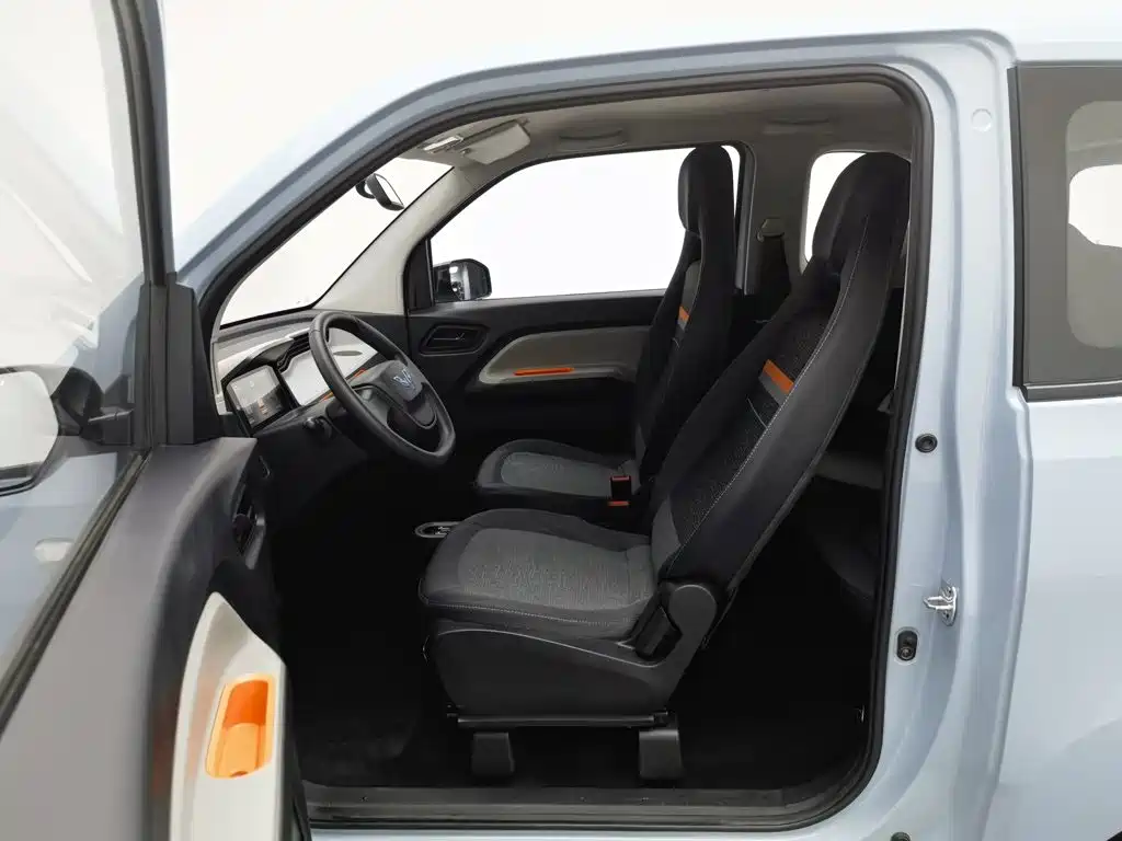 Wuling MINIEV — миниатюра 10