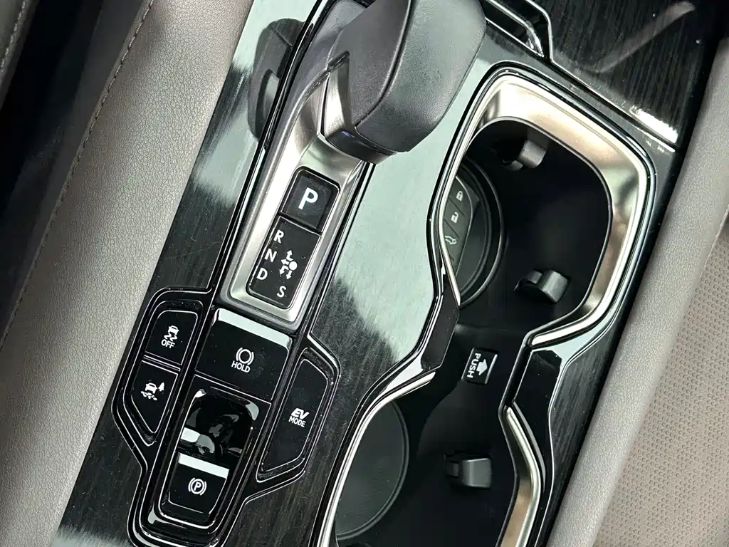 Lexus RX — миниатюра 14