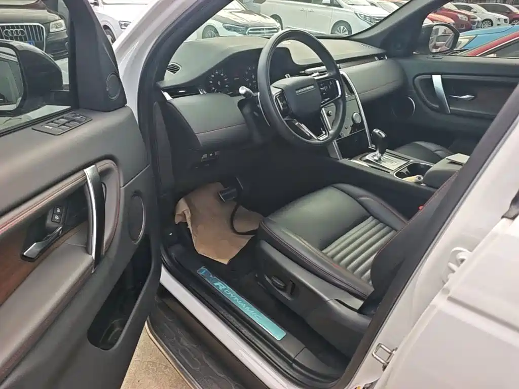 Land Rover Discovery Sport — миниатюра 16