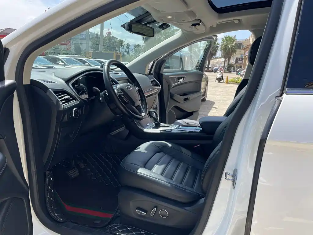 Ford Edge — миниатюра 9
