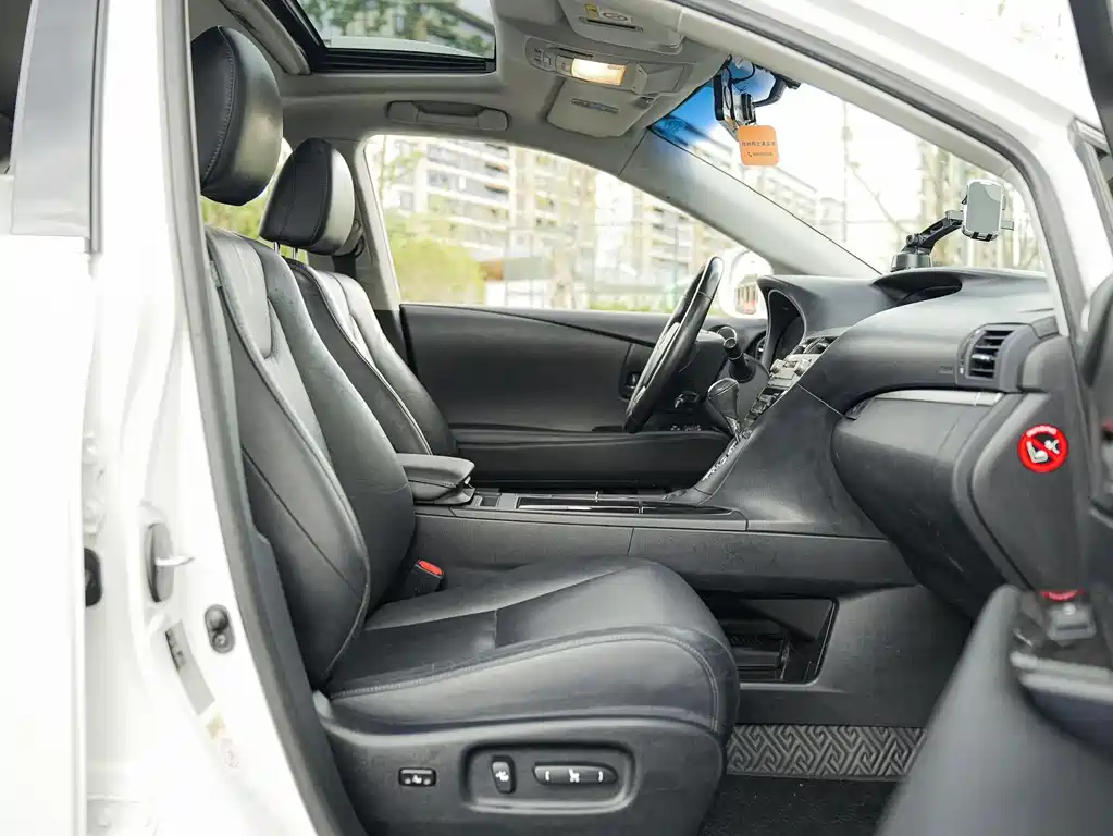Lexus RX Classic — миниатюра 11