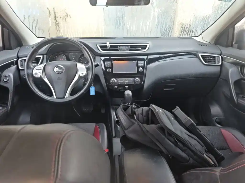 Nissan Qashqai — миниатюра 10