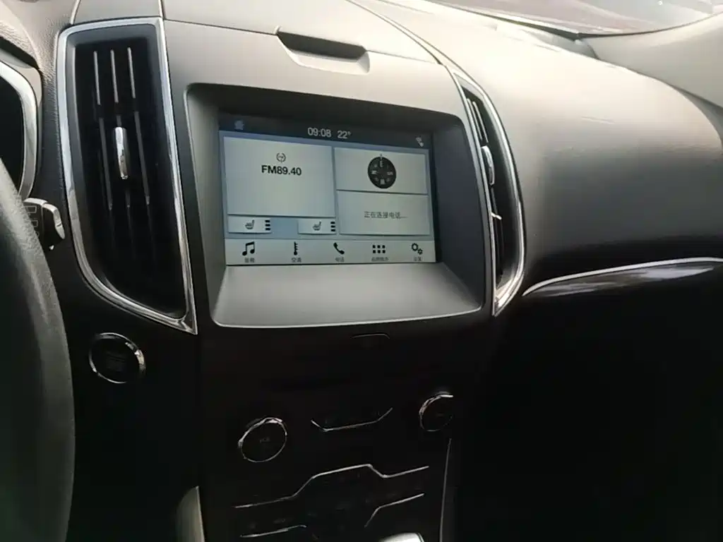 Ford Edge — миниатюра 13