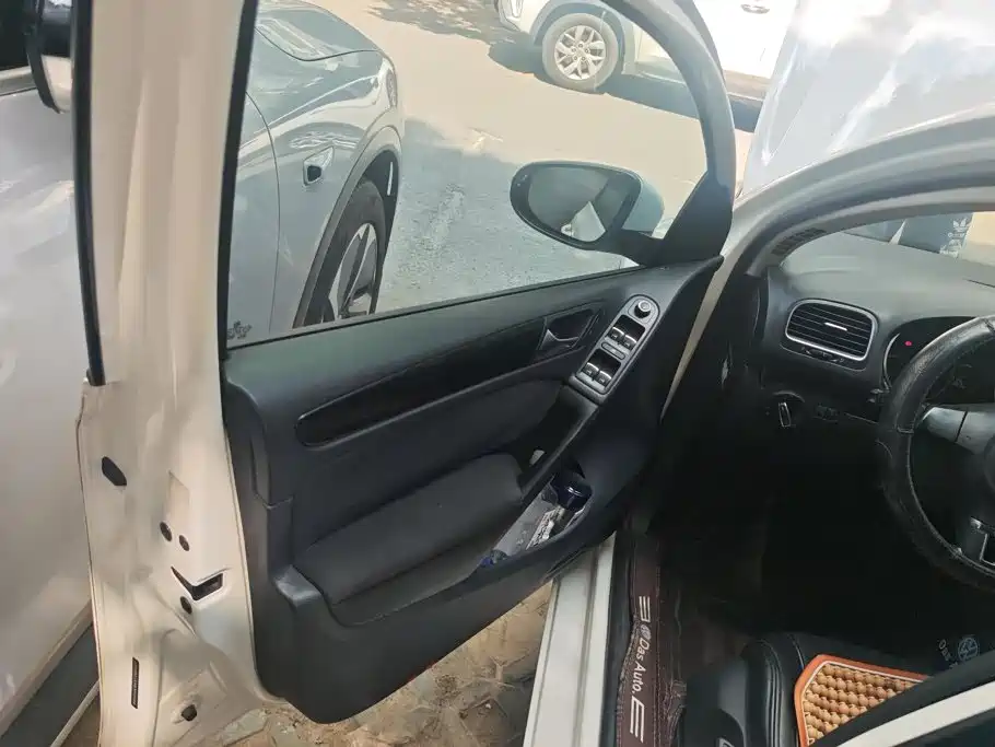 Volkswagen Golf — миниатюра 7