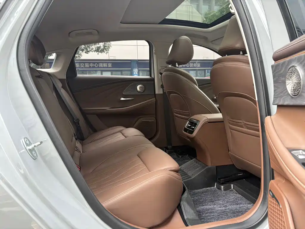 Chery Arrizo 8 — миниатюра 9