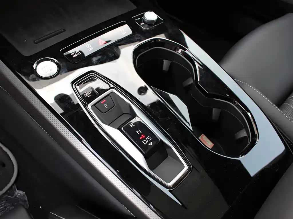 Audi A5L Sportback 2026 TFSI 150kW