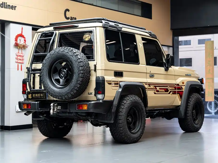 Toyota Land Cruiser — миниатюра 4