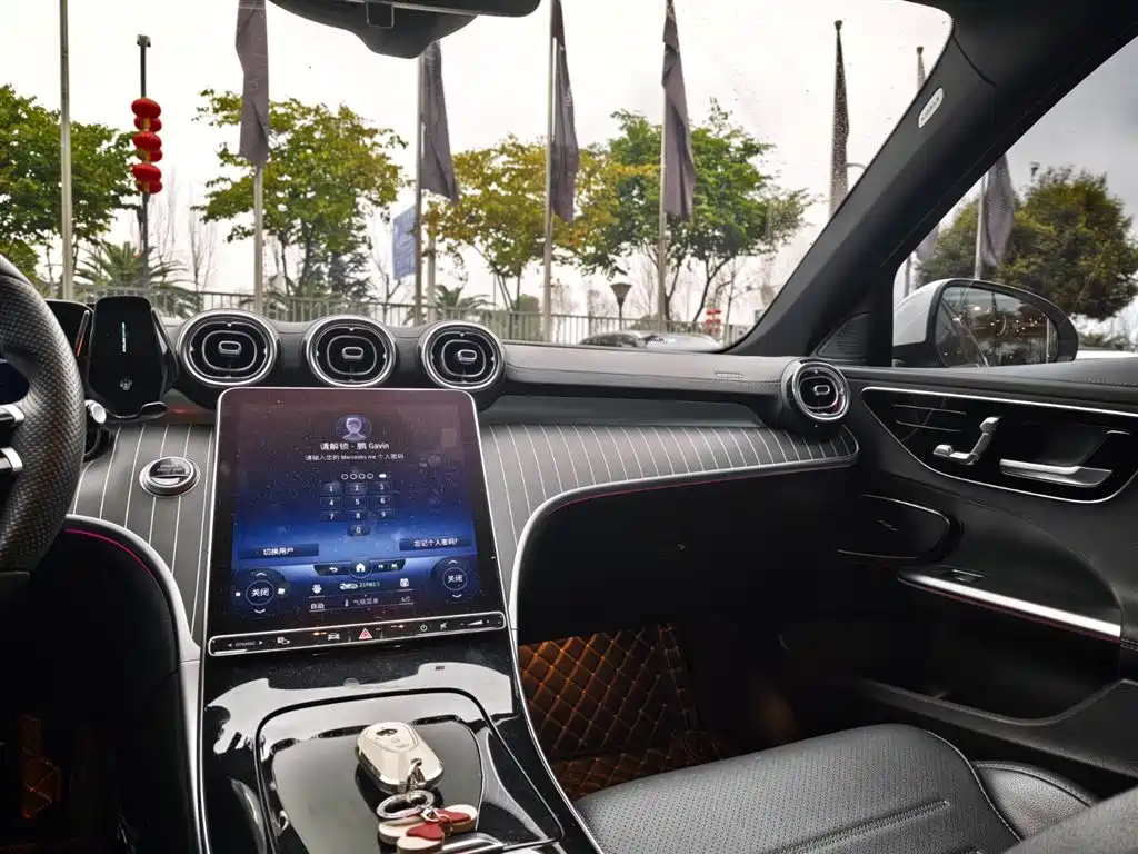 MERCEDES-BENZ C CLASS