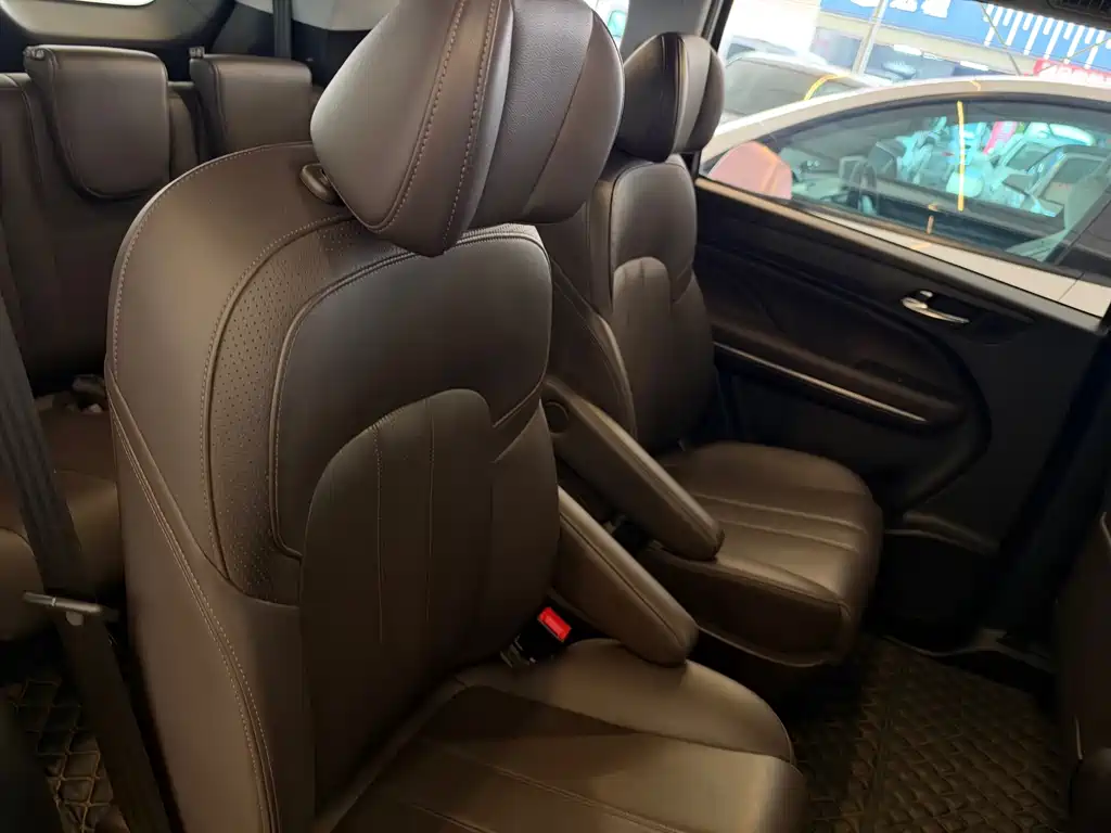 GAC Motor Trumpchi M6 — миниатюра 29