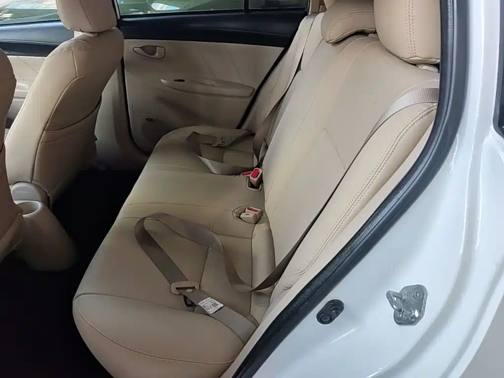 Toyota Vios FS — миниатюра 17