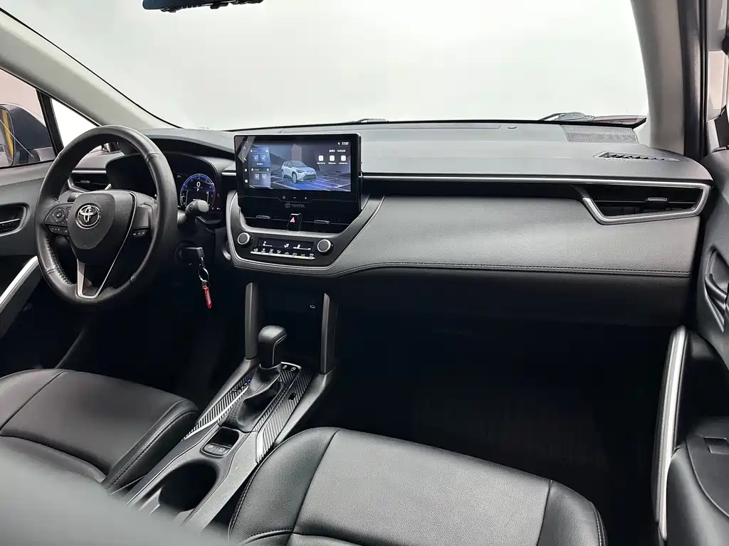 Toyota Frontlander — миниатюра 15