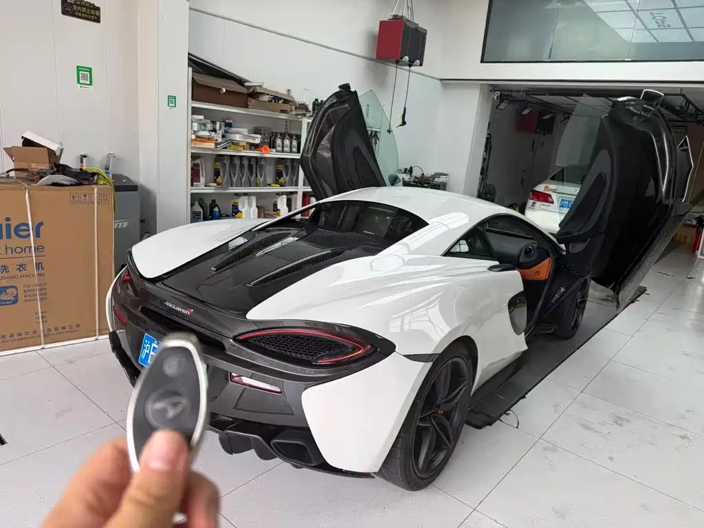 McLaren 570 — миниатюра 7