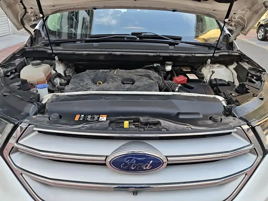 Ford Edge — миниатюра 10