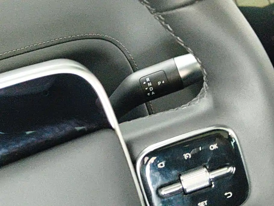Li Auto Li L6 — миниатюра 16