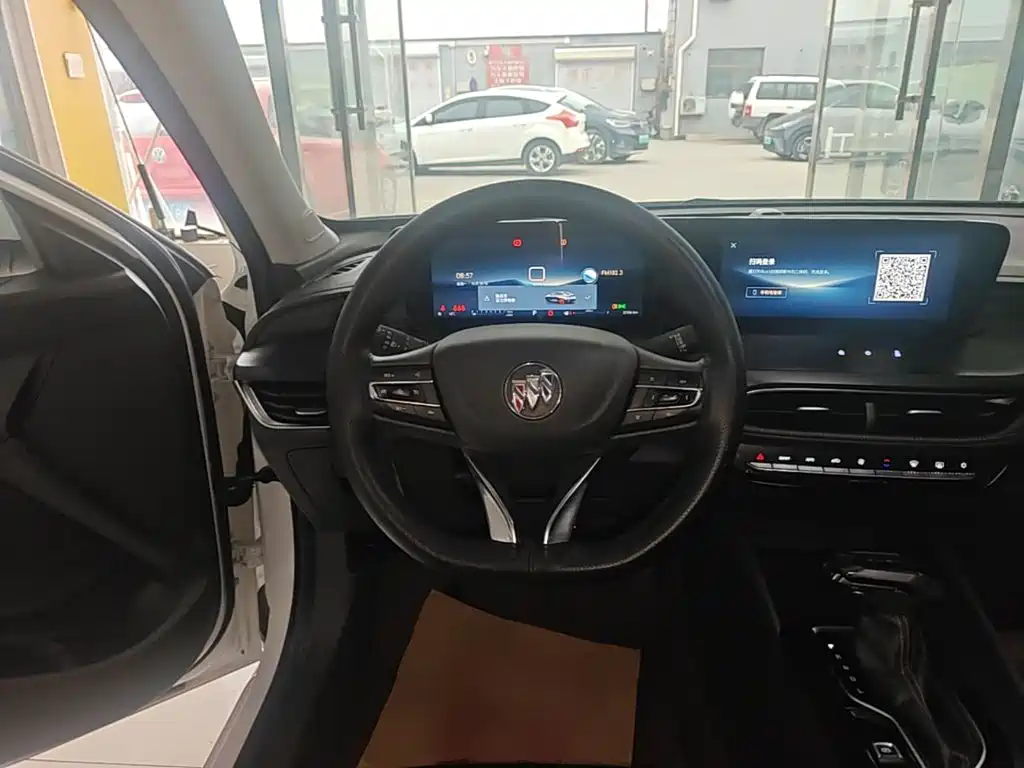 Buick Verano — миниатюра 11