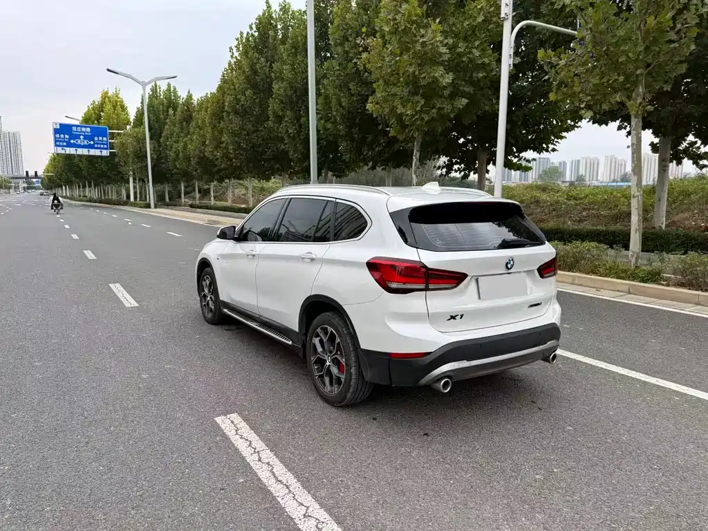BMW X1 — миниатюра 7