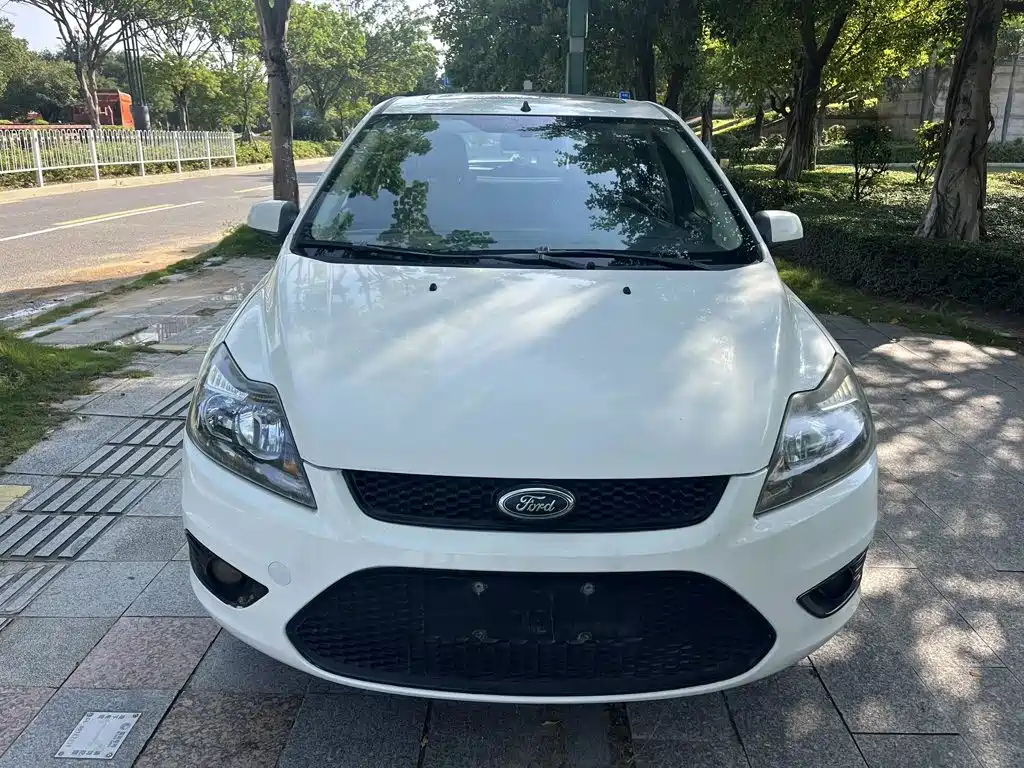 Ford Focus — миниатюра 5