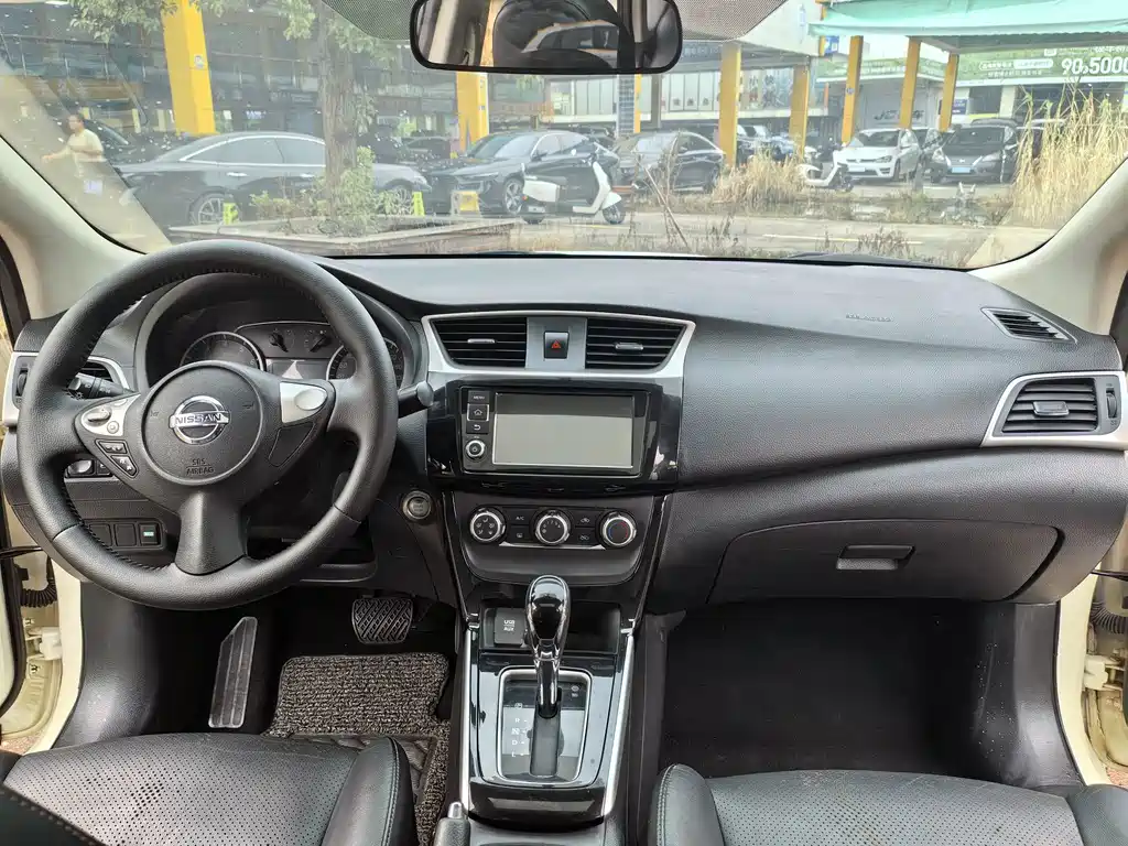 Nissan Sylphy — миниатюра 8