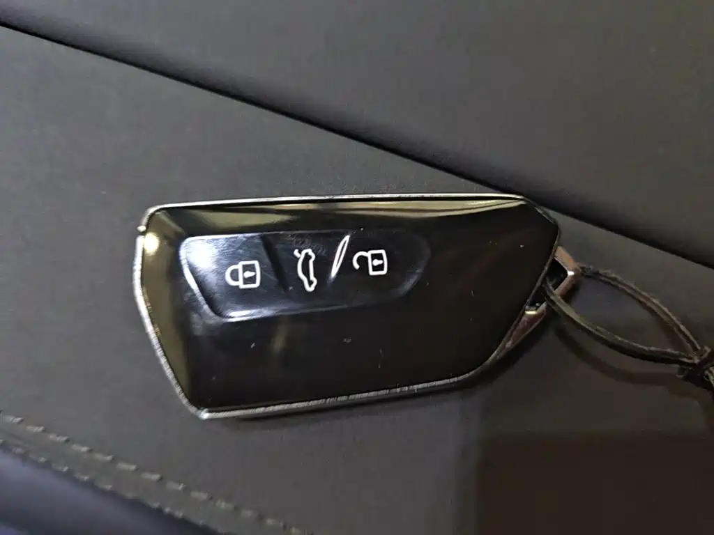 Volkswagen Tiguan L — миниатюра 9