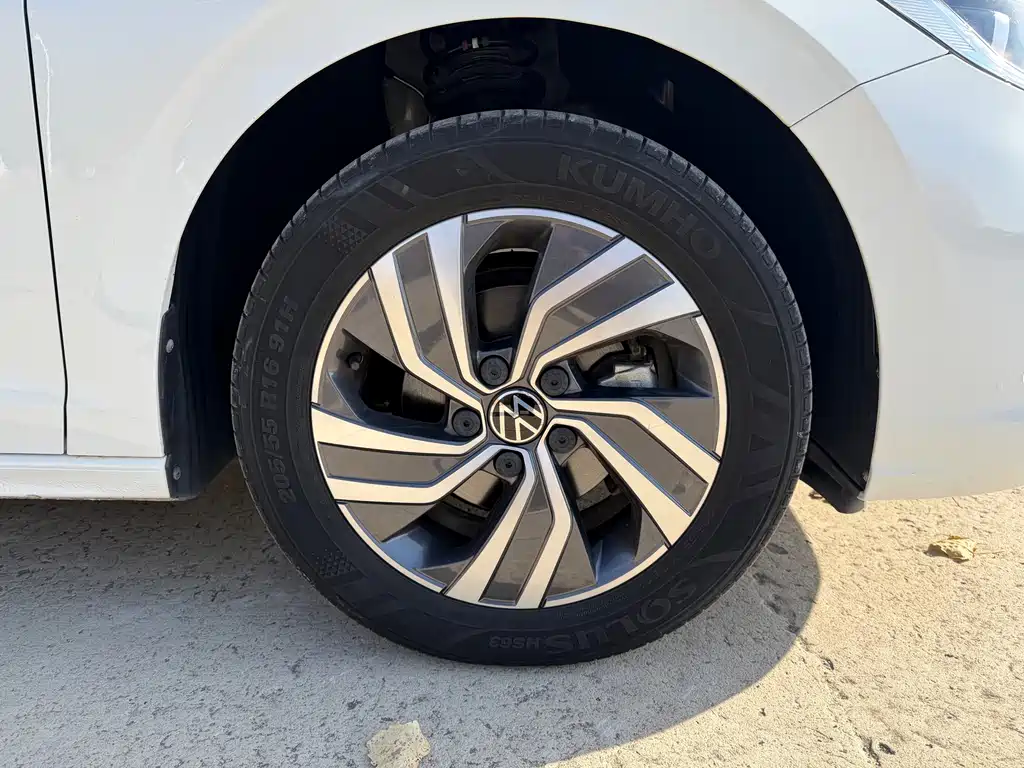 Volkswagen Bora — миниатюра 20