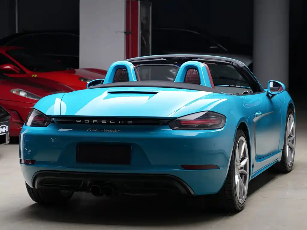 PORSCHE 718