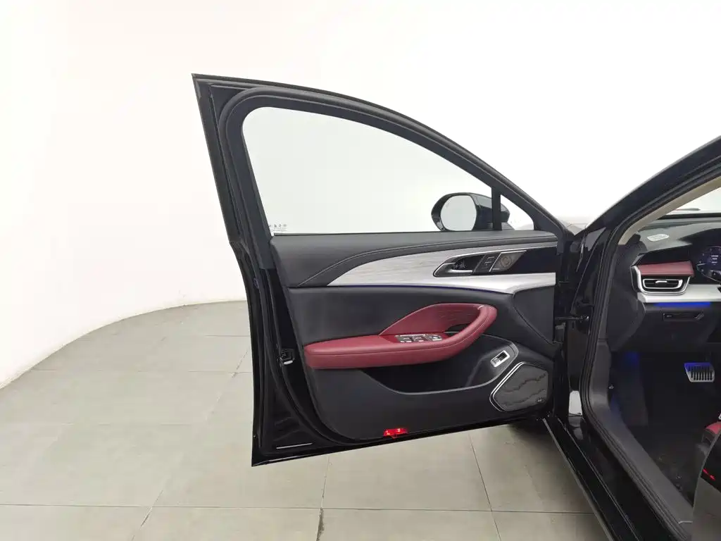 Hongqi Hongqi H5 — миниатюра 8