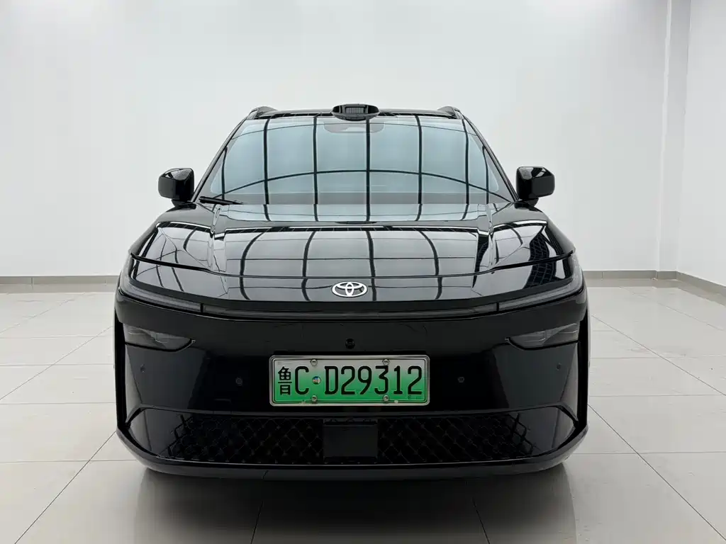 Toyota bZ3X - фото 2