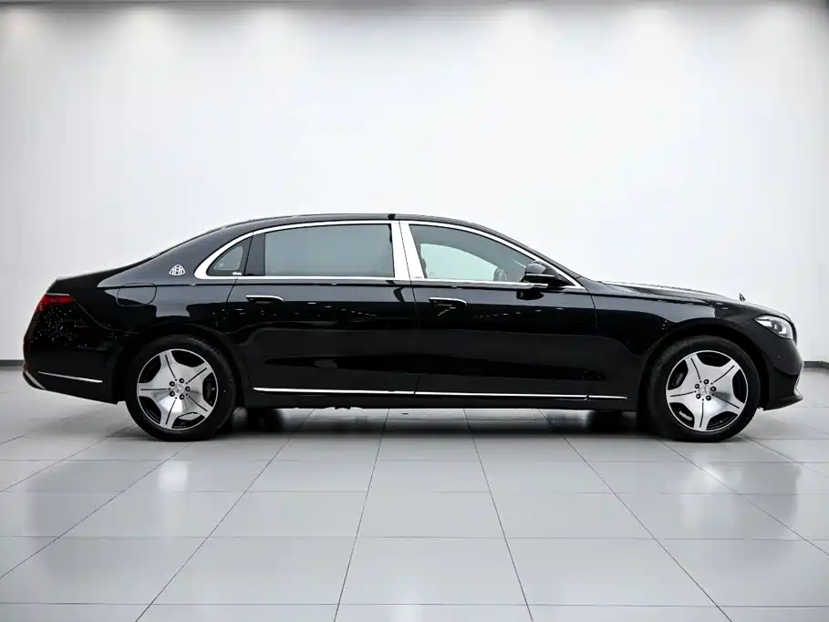 Mercedes-Benz S-Class — миниатюра 6