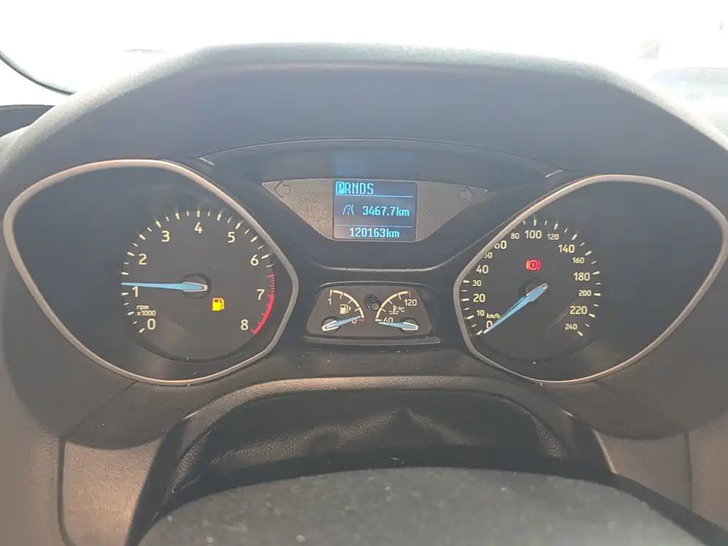 Ford Focus — миниатюра 16