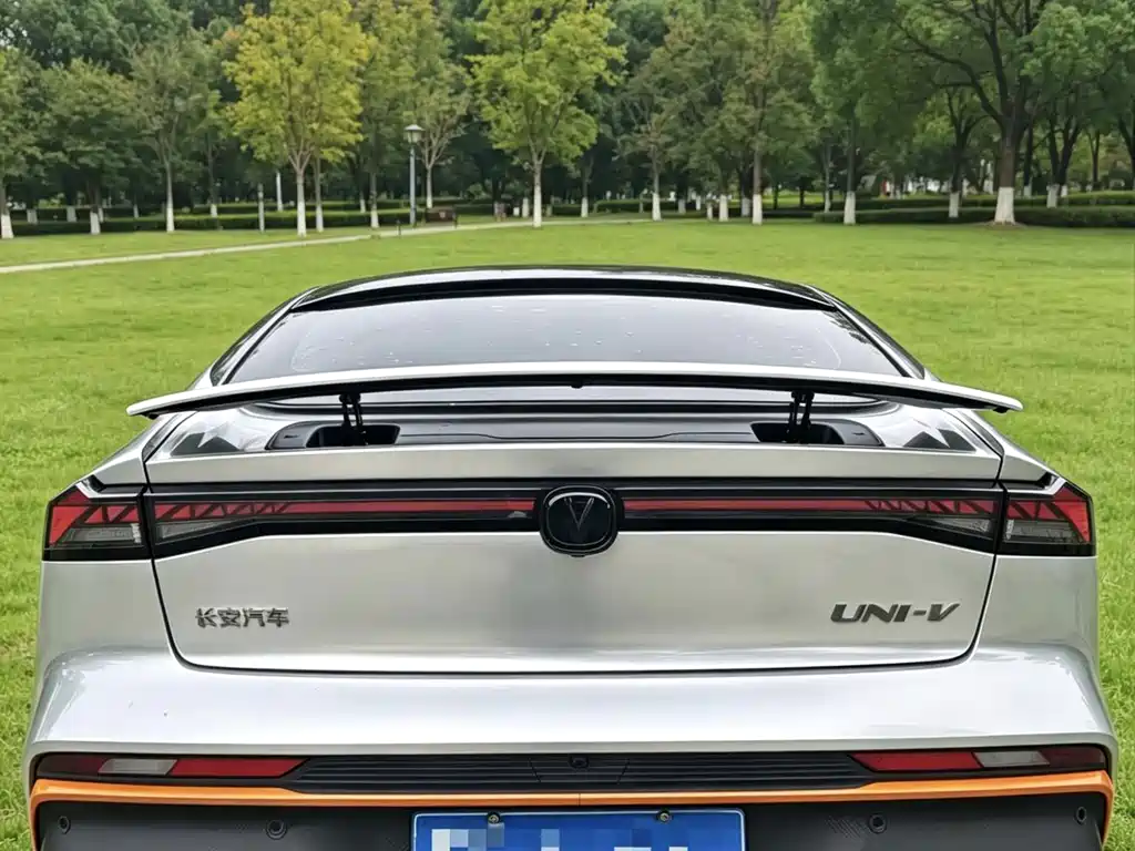 Changan UNI-V — миниатюра 7