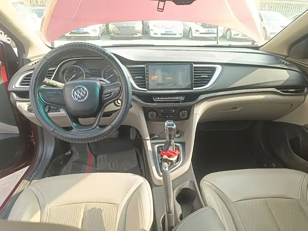 Buick Excelle — миниатюра 10