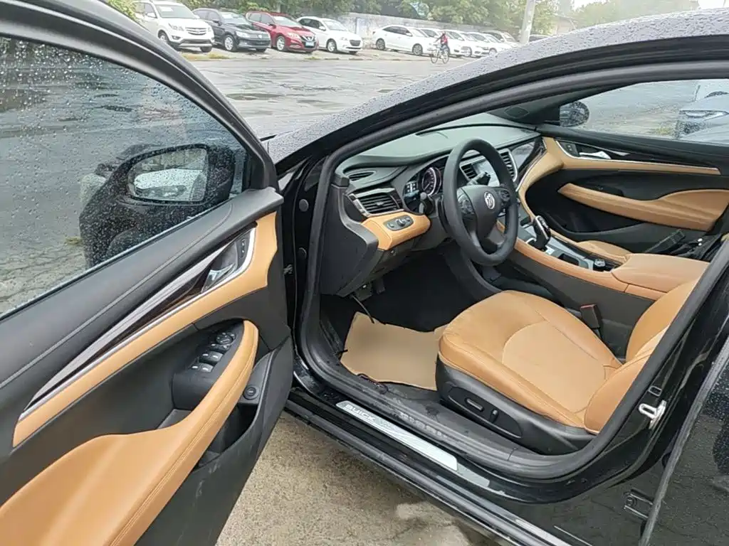 Buick LaCrosse — миниатюра 16