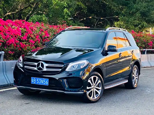 MERCEDES-BENZ GLE
