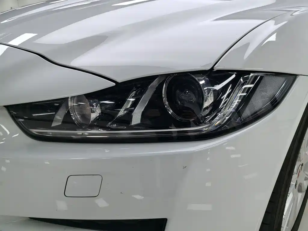 Jaguar XEL — миниатюра 5