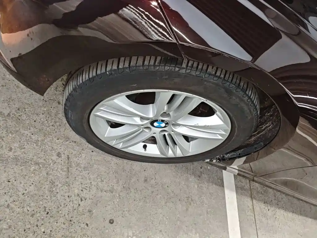 BMW 3 Series — миниатюра 23