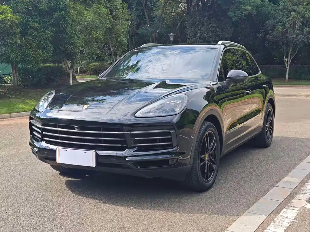 Porsche Cayenne — миниатюра 3