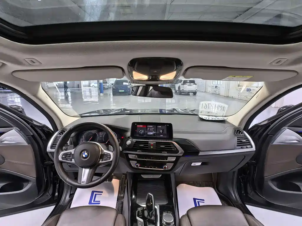 BMW X3 — миниатюра 10