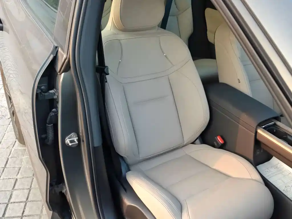 Volvo XC70 PHEV — миниатюра 13
