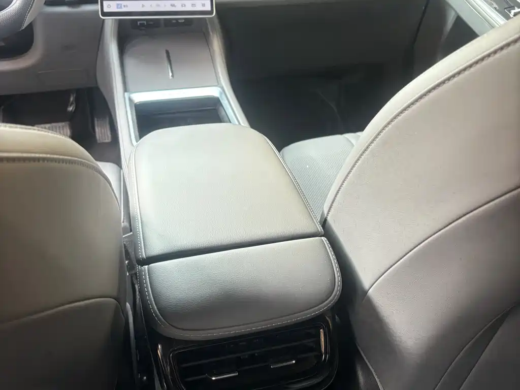 GEELY GALAXY GALAXY L7