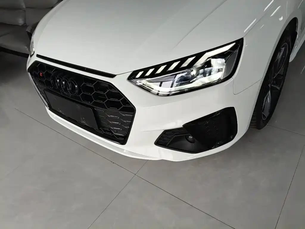 Audi A4L — миниатюра 24
